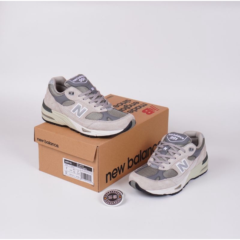 Sepatu New Balance 991 Grey