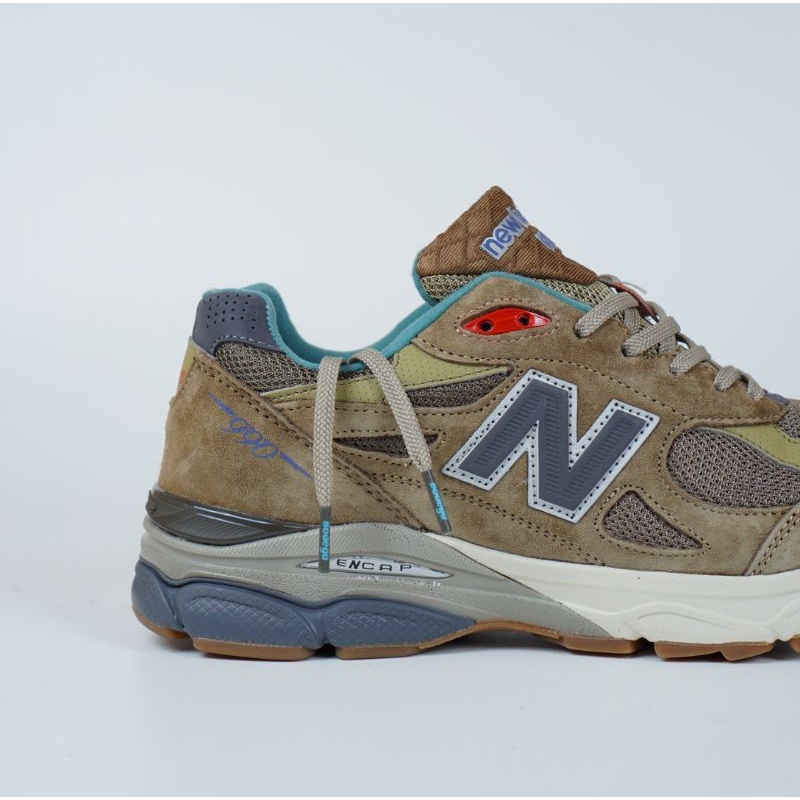 Sepatu New Balance 990 V3 X Bodega