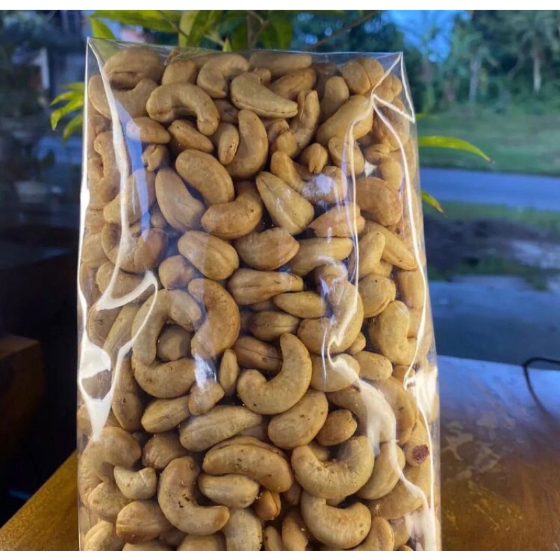 

Kacang Mede Super 1kg