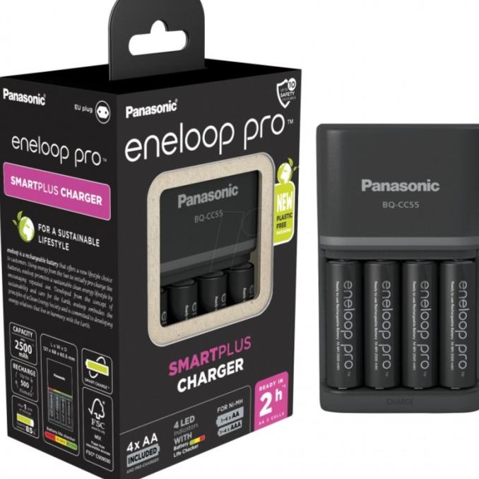 PANASONIC ENELOOP PRO SMART PLUS CHARGER + 4 BATERAI AA 2500MAH