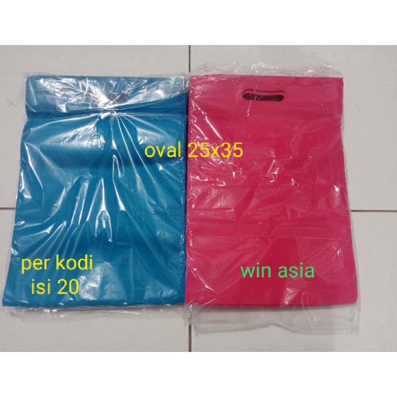 

Ready Stok!! (20pcs) Goodiebag OVAL 25X35 - tas kain - tas oval - tas souvenir - tas ulang tahun - tas sembako - tas acara Ready ╭(