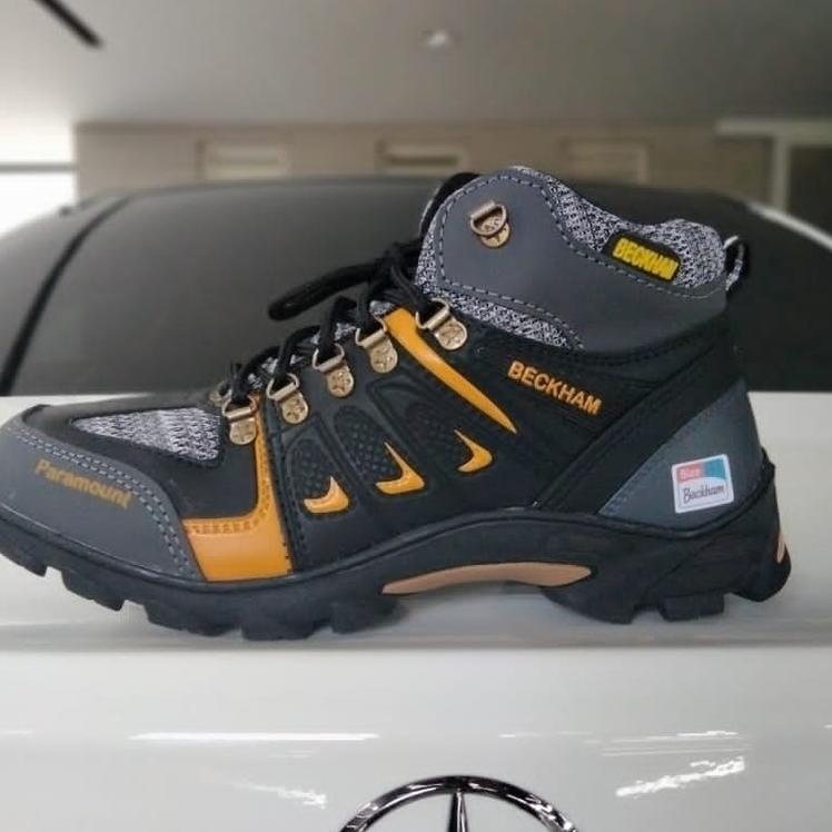 Laris Sepatu Boots Beckham Paramount / Sepatu Gunung Tinggi