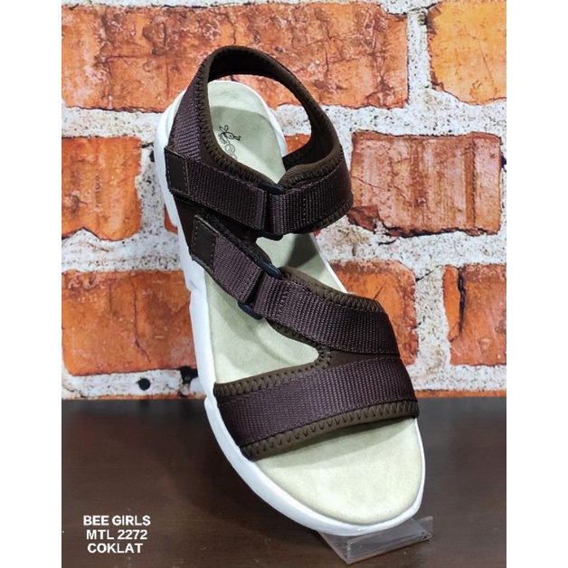 sandal cewek , sandal wanita , sandal rangkek / tali BEE GIRLS