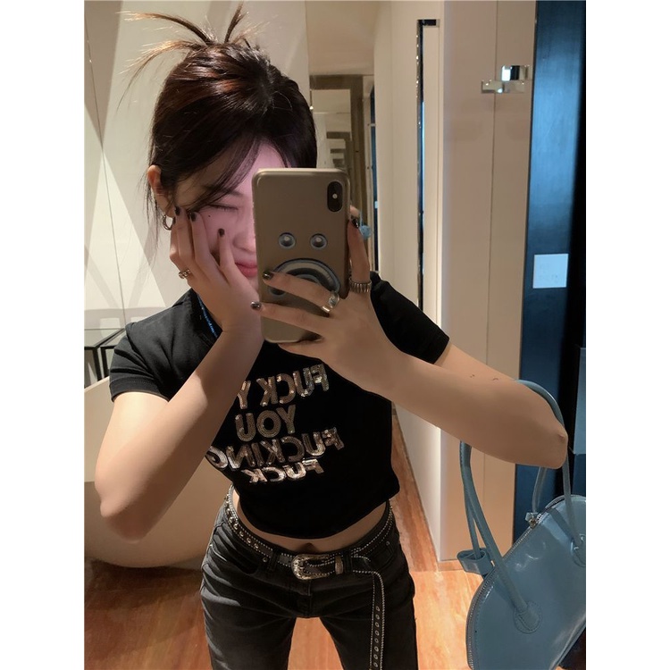 Red Retro Hitam Ketat Lengan Pendek T-shirt Wanita Musim Panas Amerika Manis Gadis Panas Pendek Rasa Desain Bahu Tinggi pinggang Kecil Top