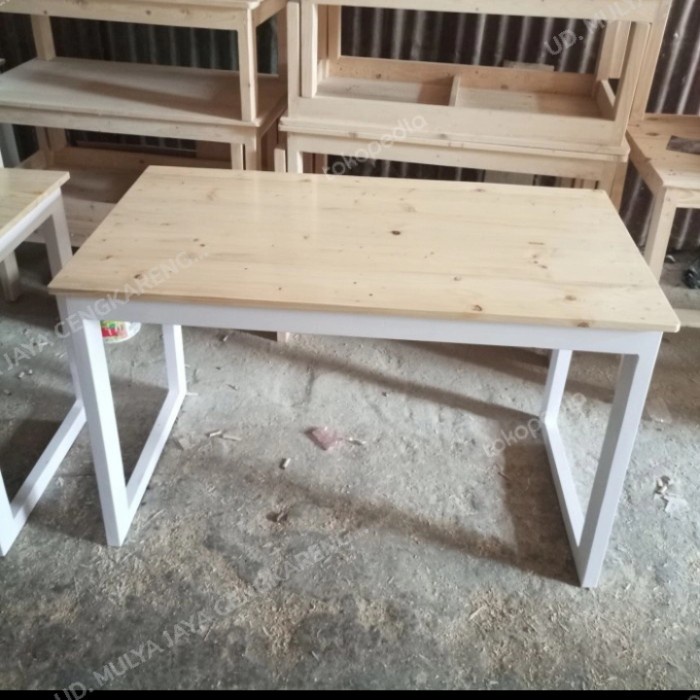 MEJA MODEL U 120 X 60 X 75 JATI BELANDA