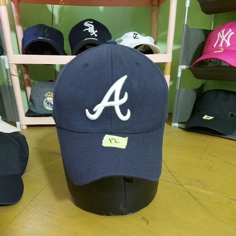 topi mlb logo A