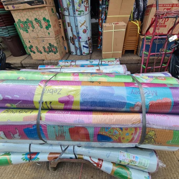 tikar gulung plastik / karpet lantai motif / lipat murah 120 x 170 cm