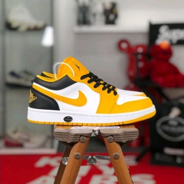 Nike Air Jordan 1 Low &quot;Taxi&quot;