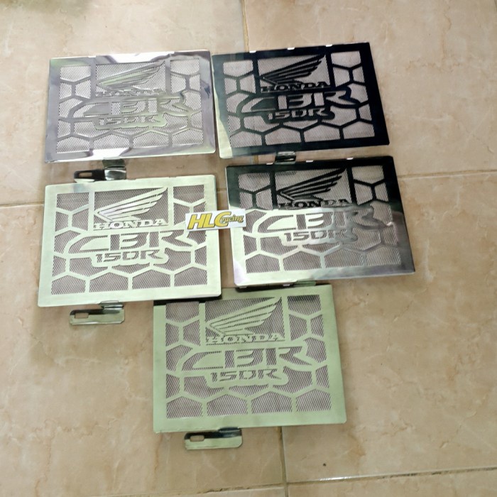 Cover radiator cbr 150 cbu thailand