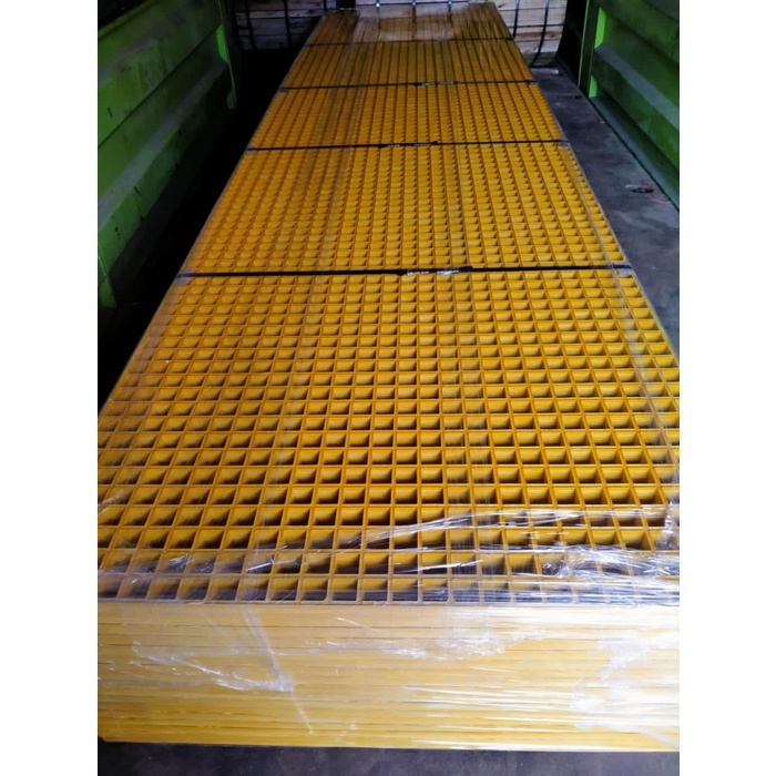 frp moulded grating pijakan size : 1000 x 4000 x 38mm