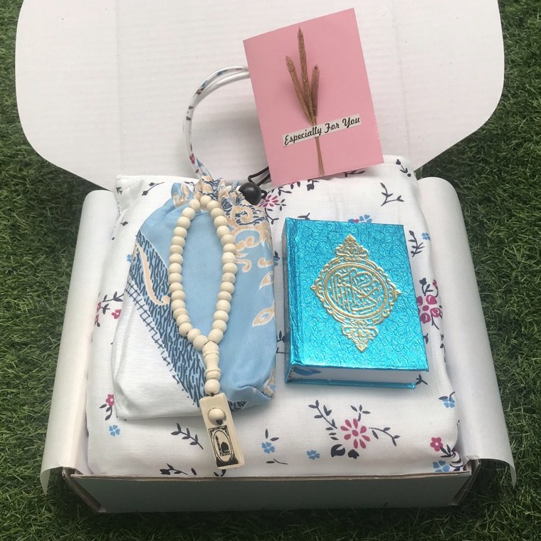 

>XG34448< Paket Alat Sholat/hampers mukena/kado wisuda/Kado Ulang tahun/Wedding gift/Kado Anniversary/Kado Cewek/Kado islami/birthday gift/kado pernikahan/kado wedding/kado nikah islami/hampers alat sholat/kado pacar/kado istri/hampers pernikahan/souvenir
