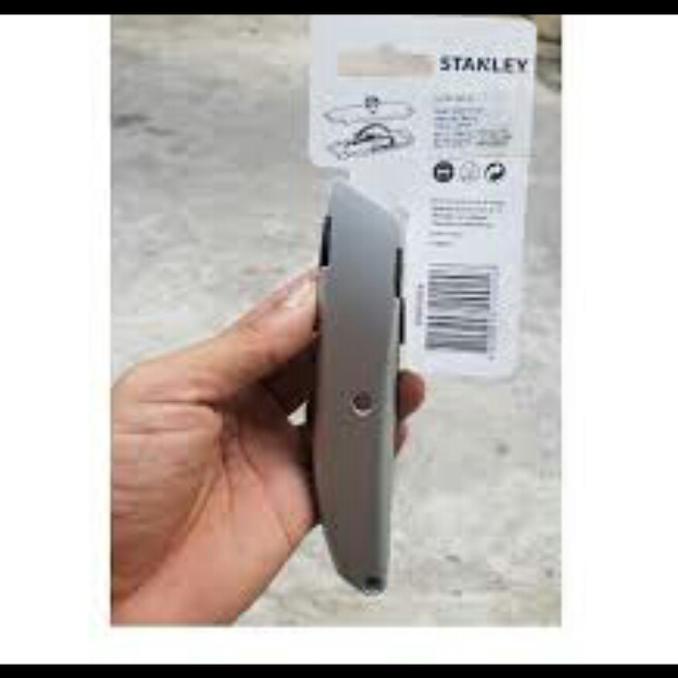 

Pisau Cutter Stanley ( 10-175 ) Plastic Retractable Utility Knife