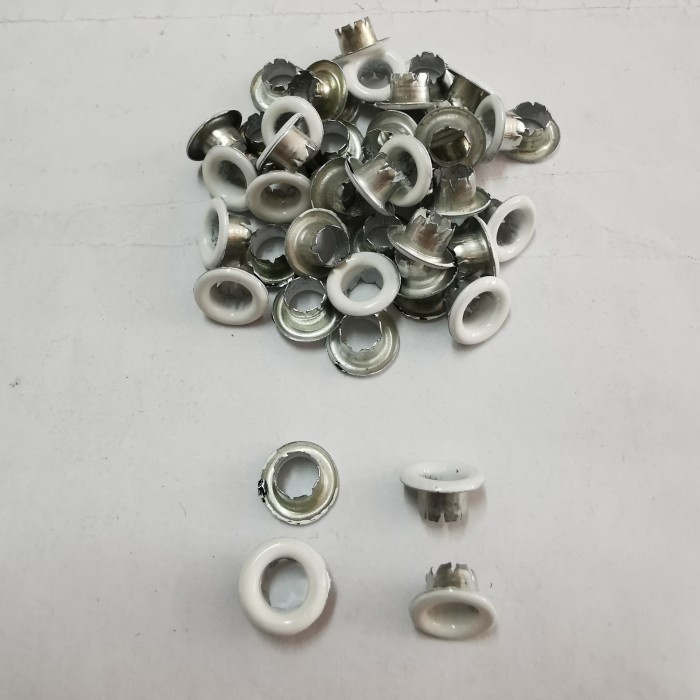 

Terlaris Mata Ayam 350 / Mata Eyelet 5Mm White/5000Pcs