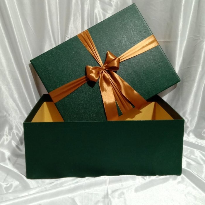 

Terlaris Gift Box Kotak Kado + 40X30X15 Cm + Berpita