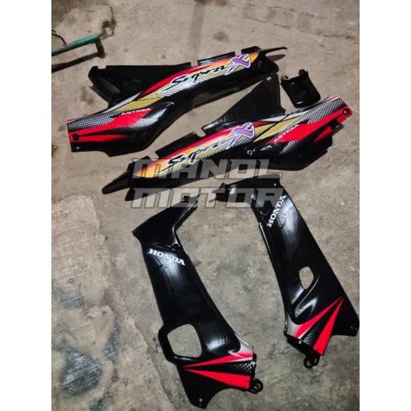 Cover body Honda Supra x lama+Sayap dalam/Kepangan Supra x lama