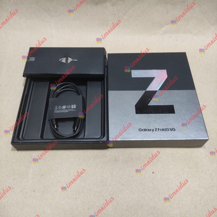 

Bestseller Dus Box Samsung Galaxy Z Fold 3 5G + Kabel