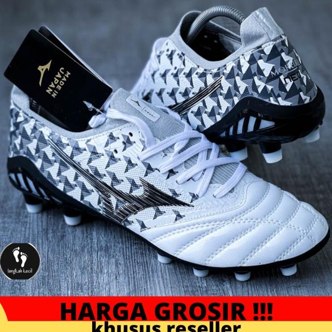 SEPATU BOLA MIZUNO MORELIA NEO 3 BETA ORIGAMI WHITE BLACK GREY