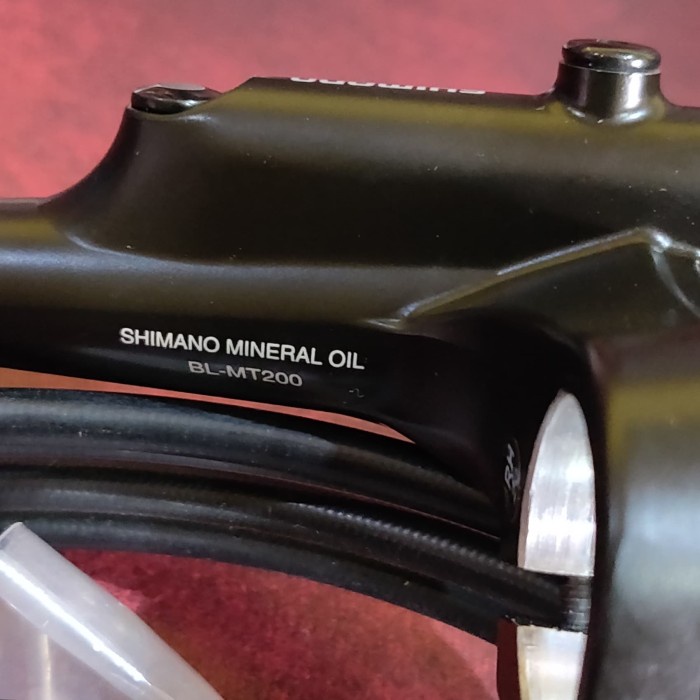 Rem Sepeda Hidrolik Disc Brake Shimano Mt200