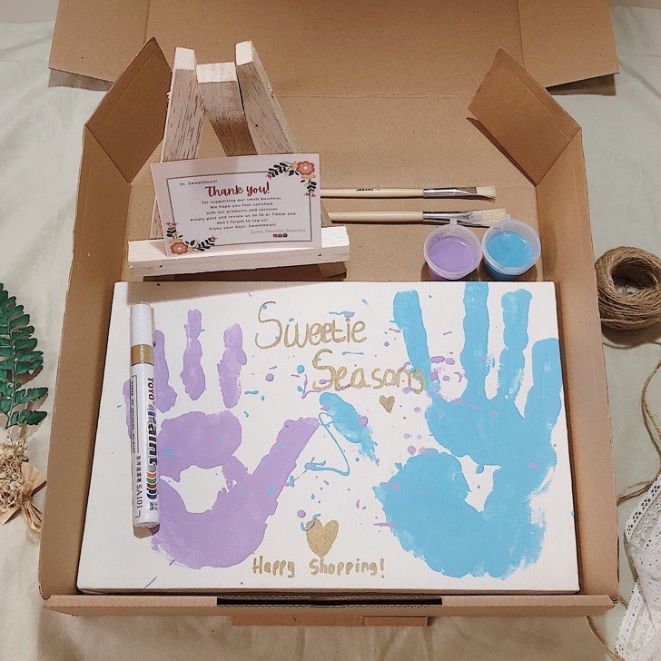 

↓Baru➮ GEJJD [TERMASUK EASEL] DIY Handprint Painting Kit by Sweetie Seasons | Canvas Lukis Set | Easel Lukisan W99 Murah