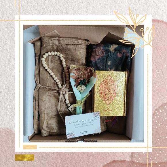 Hampers Alat Sholat Wanita - Hampers Mukena - Hampers Lebaran - Gift