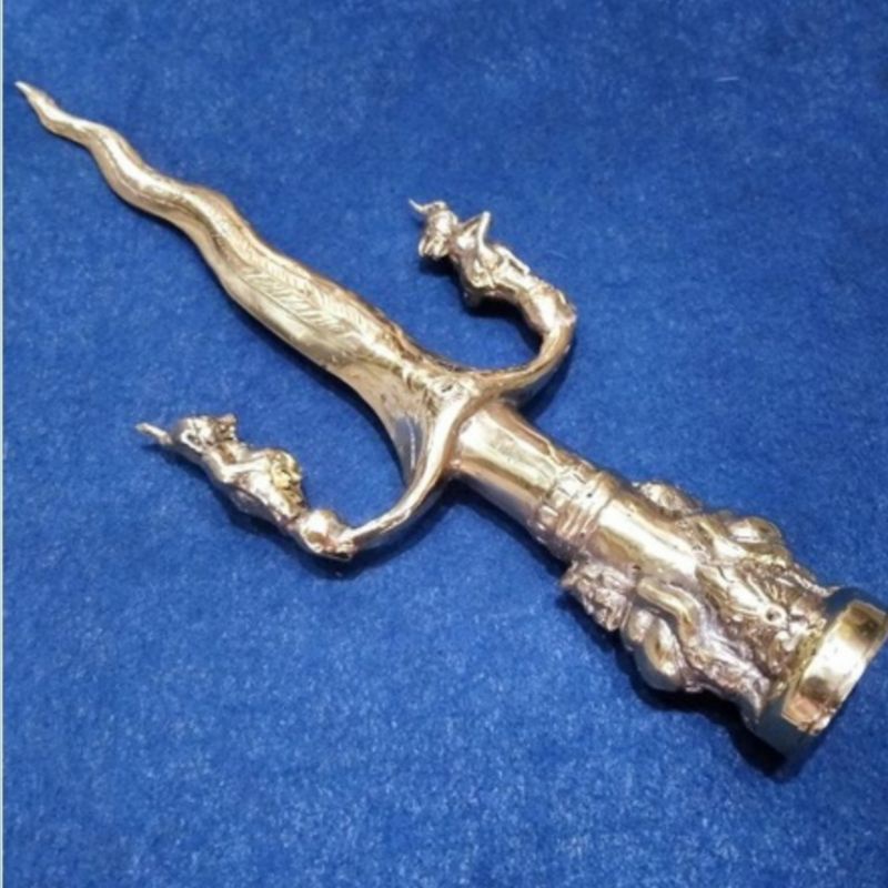 tri su la punokawan kuning antik