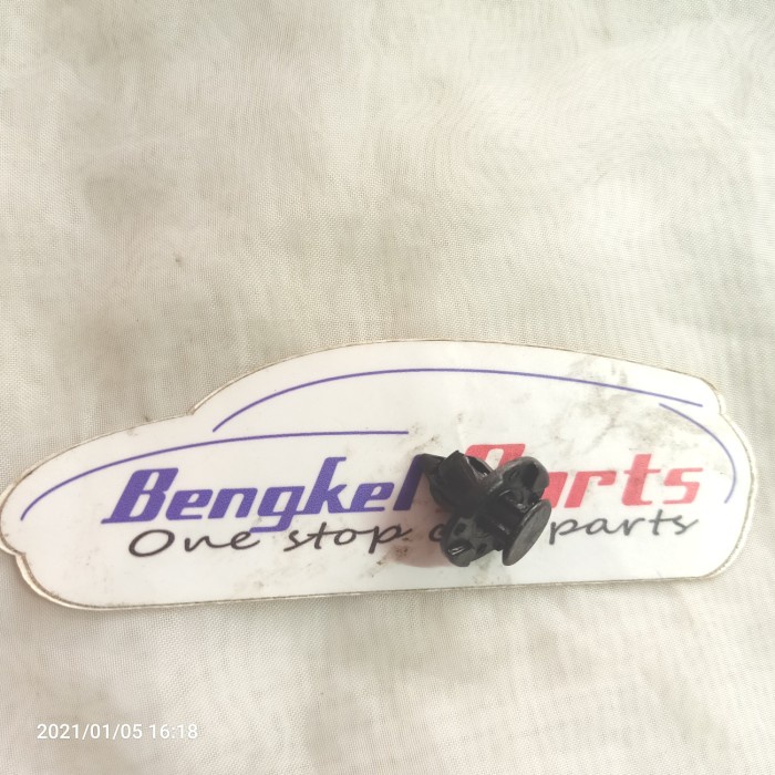 Klip Kancing Mobil Toyota ORIGINAL