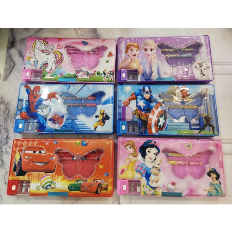 

Kotak Pensil A - 206 Motif Karakter Kupu-kupu