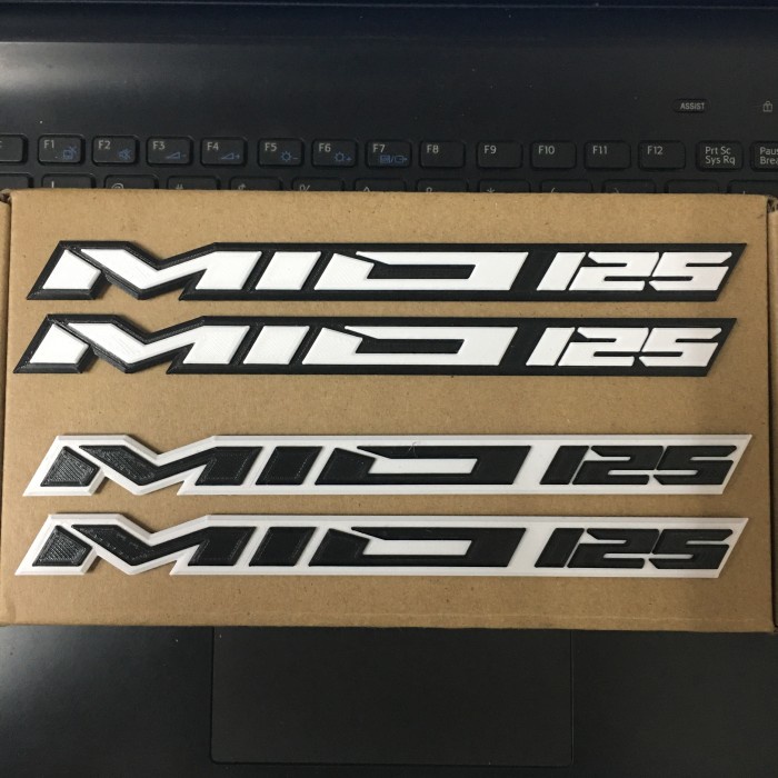 Emblem Yamaha Mio 125 Two Tone Timbul 3D Sepasang - DAW AP