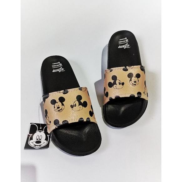 8.8 Sandal Slide Terbaru A Grosir 
