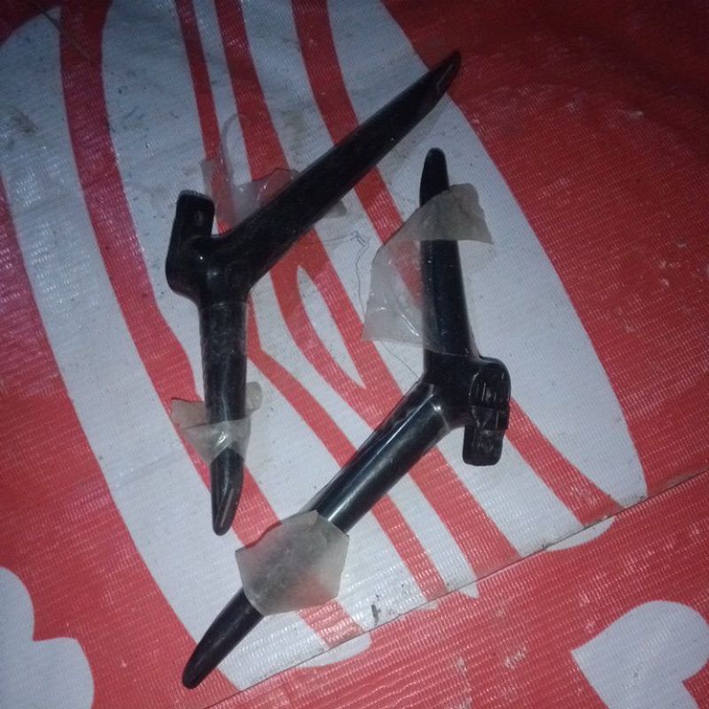 kaki tv led Polytron 32