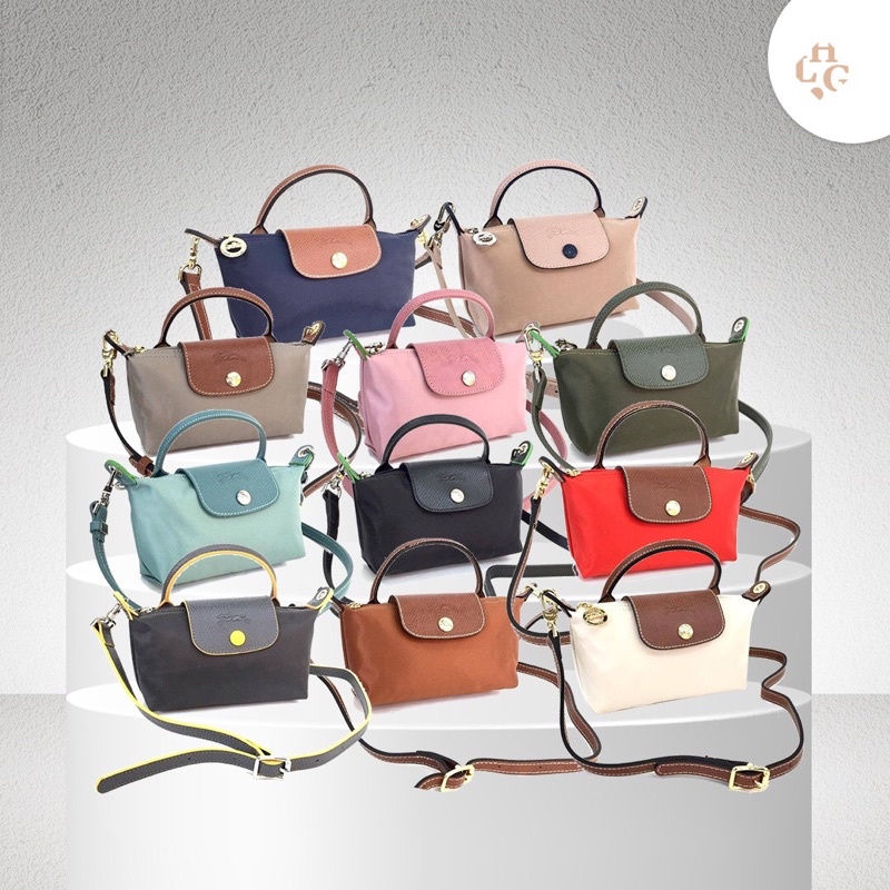 LC pouch handle with strap