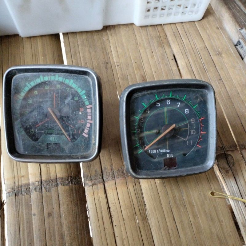 speedometer rpm suzuki trs118