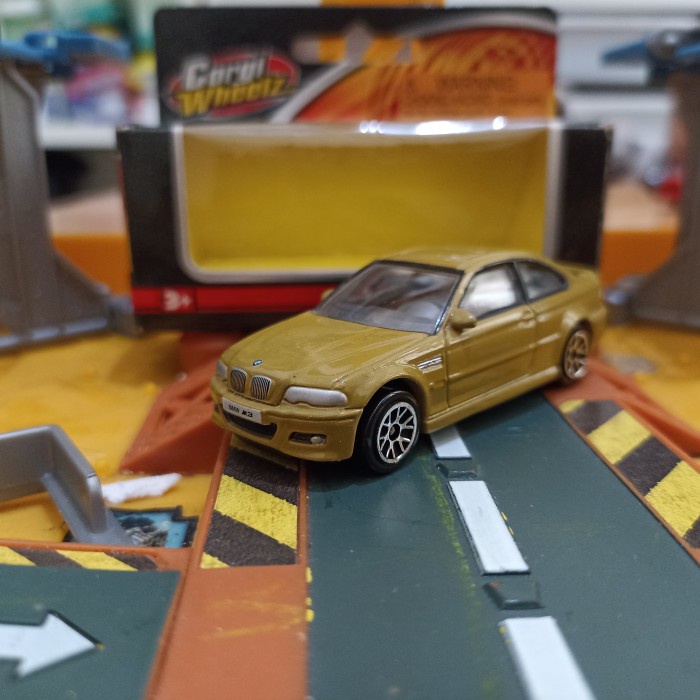 HOT SALE DIECAST REALTOY BMW M3 KUNING HIJAU BOXED CORGI TERMURAH