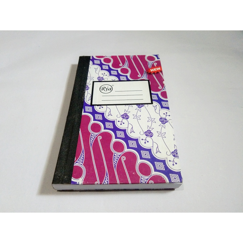 

Ria Buku Oktavo 200 lbr ( IRRA STORE )