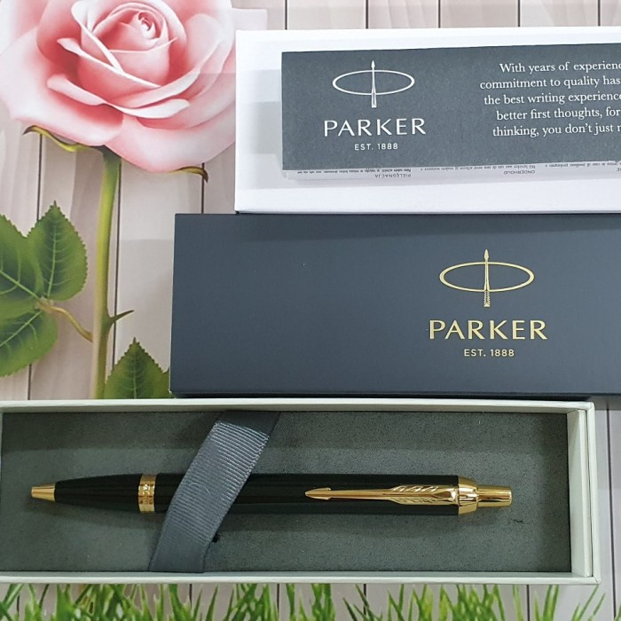 

Best Seller Parker Im Black Gold Trim Ballpoint Pen