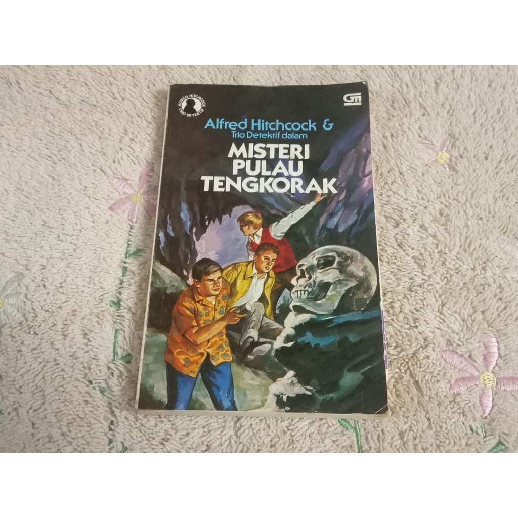 Buku Trio Detektif 'Misteri Pulau Tengkorak' Preloved