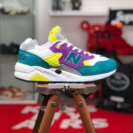 New Balance 580 x Palace &quot;Shaded Spruce/Pansy Violet&quot;