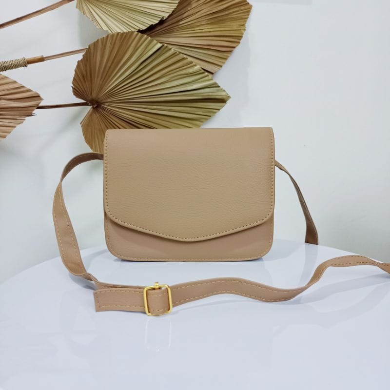 Slingbag Wanita Sely Tas Selempang Cewek Perempuan Tali Rantai Terbaru IrvanBagshop