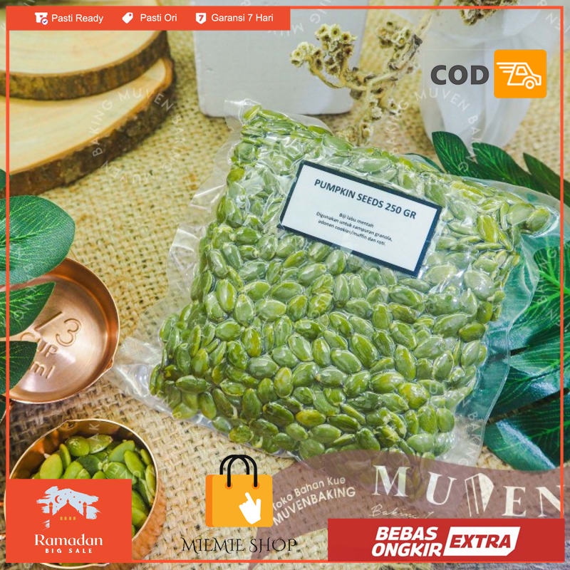 

PUMPKIN SEEDS 250 Gr / BIJI LABU KUPAS / KUACI KWACI SEED