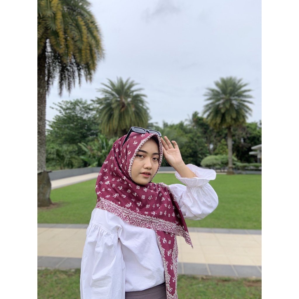 Songket Pash - Hijab Segi Empat Jilbab Motif Songket Palembang