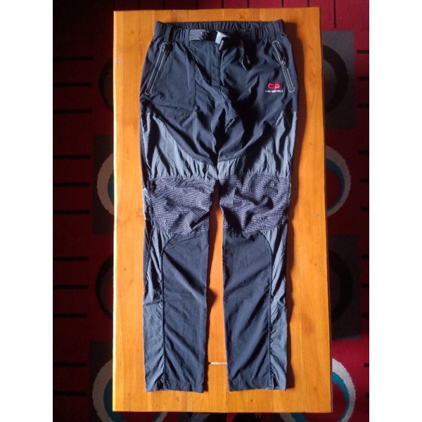 Celana gunung second outdoor merek center pole