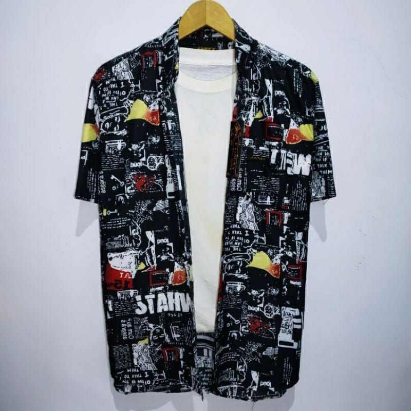 KEMEJA DISTRO CASUAL PRIA PREMIUM KEMEJA MOTIF ABSTRAK PRIA KEMEJA LENGAN PENDEK BEST QUALITY