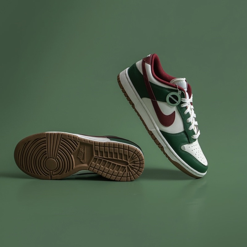 Dunk Low Gorge Green