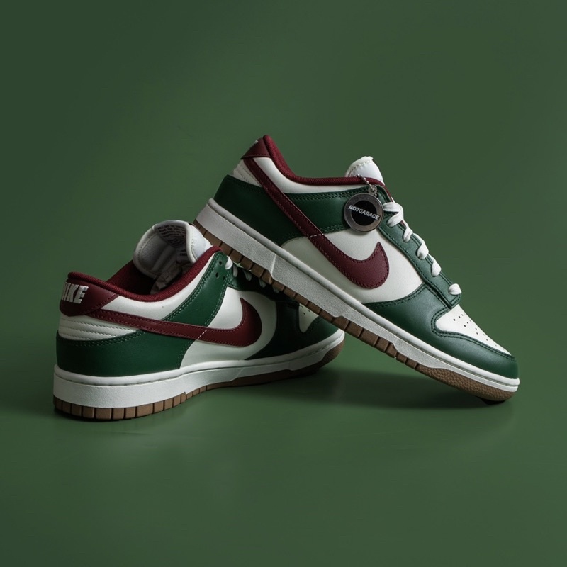 Dunk Low Gorge Green