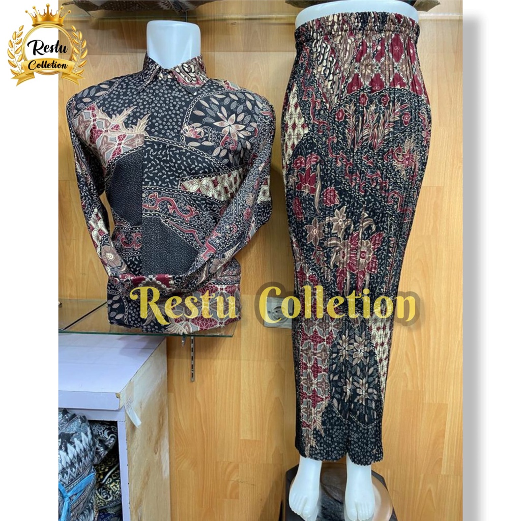 {COD} Restu Colletion Stelan Couple Kemeja Lengan Panjang  Pria Dan Rok Plisket Wanita Motif SR MAROON Batik Cocok Untuk Acara Nikahan Kondangan Tunangan Wisuda Bawahan Kebaya Kantoran Perpisahan / Acara Besar Lainnya Bahan Premium Bestseller