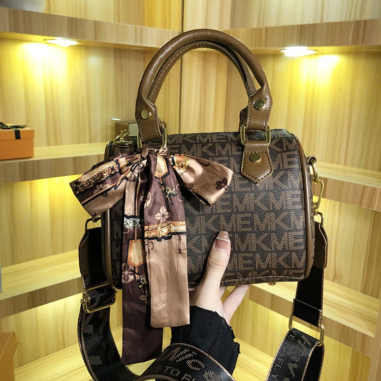 ( 2PC 1KG ) GTBI998881365  New Arrival 2023 !!!  Tas Selempang  Tas Wanita Import  Premium Terbaru + Sall