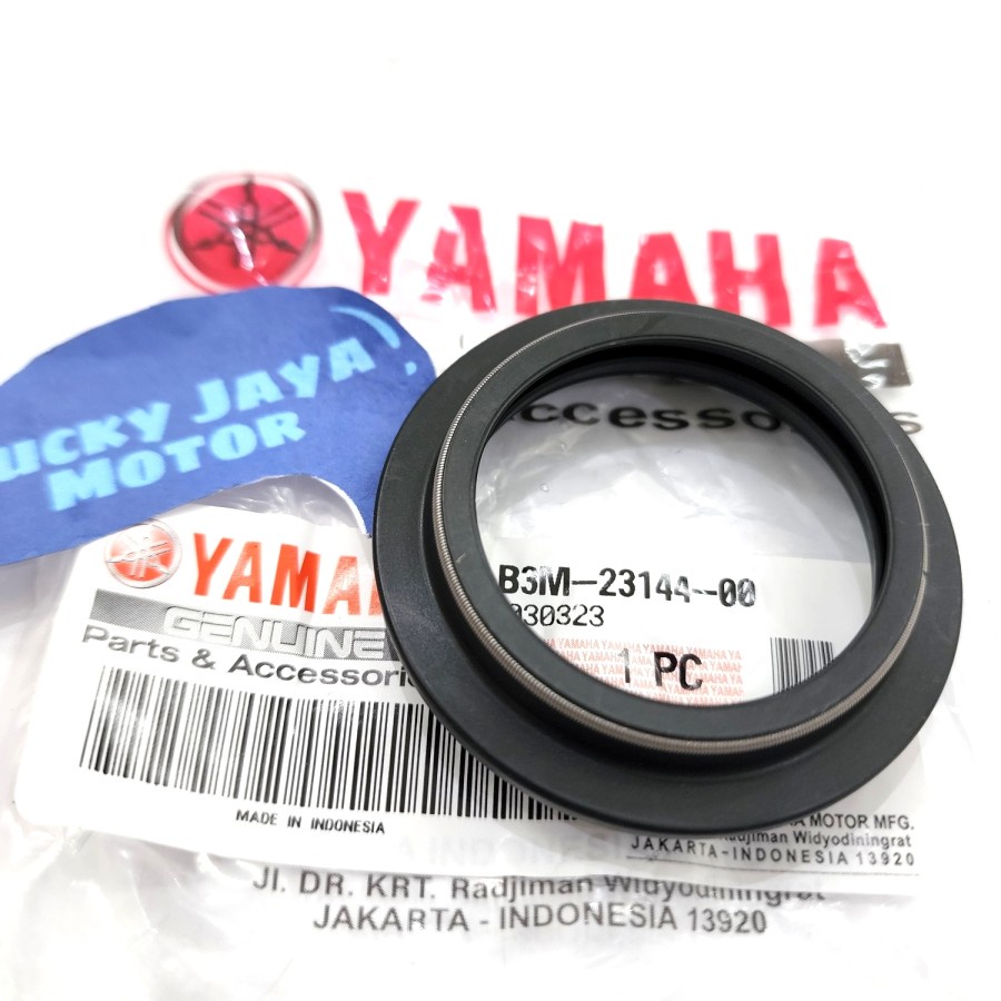 Oil sil seal dust tutup debu shock shok depan Wr 155 Wr155 B3M-23144-00