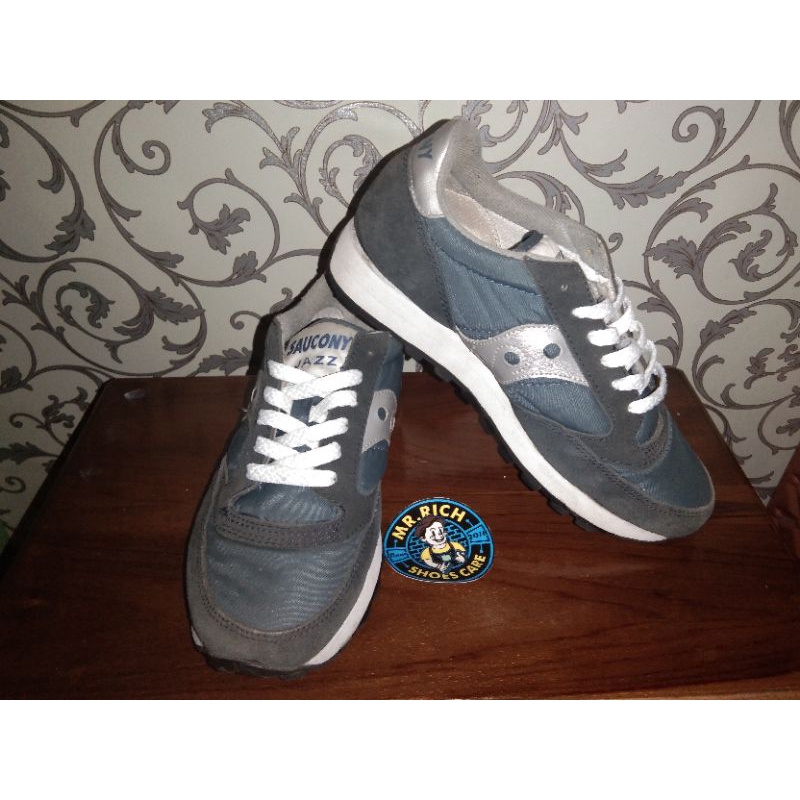 Sepatu saucony jazz second