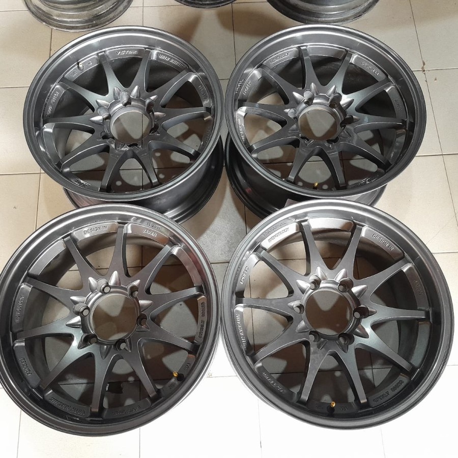 Velg Mobil Racing Fortuner Pajero Ring 18 Lubang Baut 6 CE28 R18X9 6X139,7 ET0