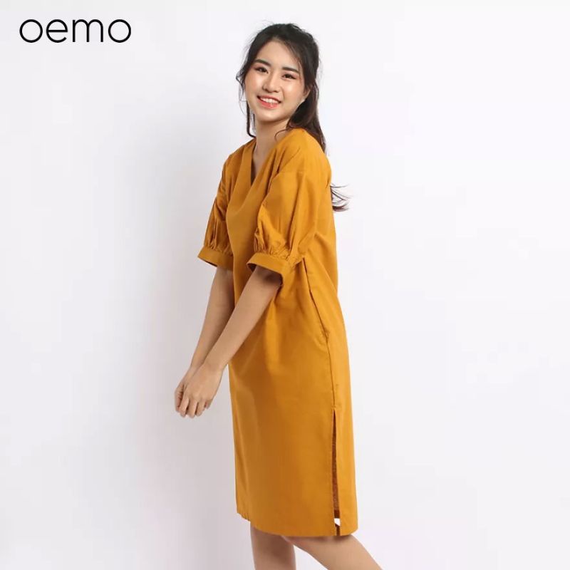 SALE OEMO Relaxed Dress With Oversized Puff